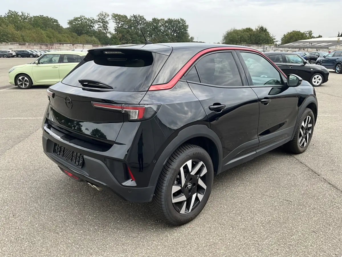 1.2 Turbo GS Line Camera | Stoelverwarming | Navigatie | 17" Lichtmetaal | Carplay | LED | Digitaal Dashboard | Parkeersensoren | Achteruitrijcamera | Afwijkende dakkleur | Apple Carplay/And