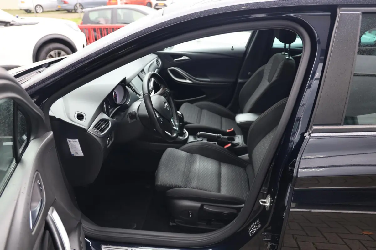 1.0 Turbo 120 Jaar Edition|Carplay|Clima|Cruise|Navi|Comfortstoelen