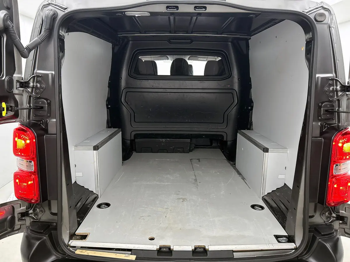 2.0 CDTI L3H1 Automaat Airco Navigatie Trekhaak Camera Cruise Control