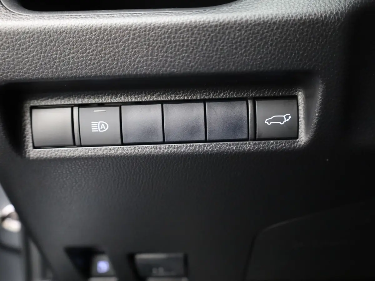 2.5 Hybrid Dynamic | NL Auto | Camera | PDC | Trekhaak | Apple \ Android | Bearlock | Prijs Rijklaar!!