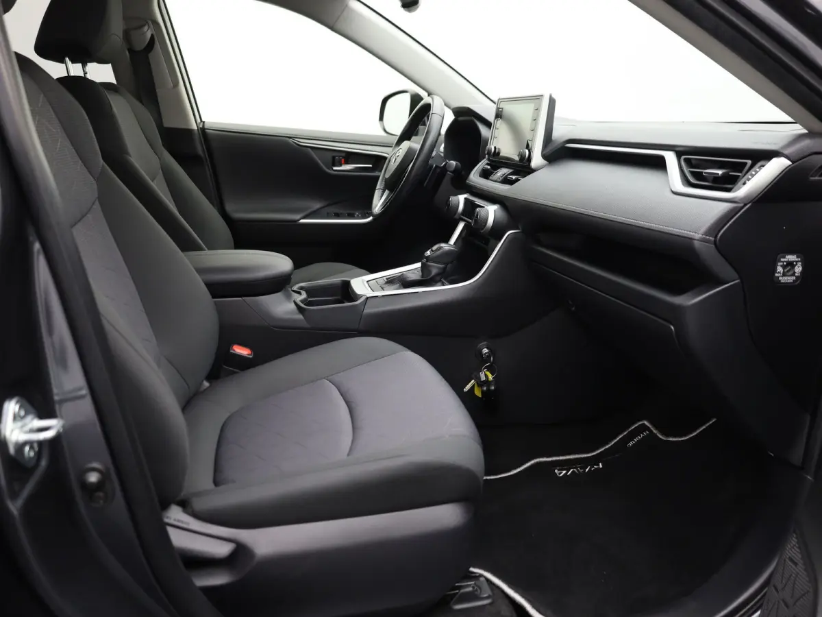 2.5 Hybrid Dynamic | NL Auto | Camera | PDC | Trekhaak | Apple \ Android | Bearlock | Prijs Rijklaar!!