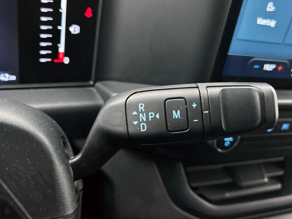 300 2.0 TDCI L2H1 Trend Automaat Airco Navigatie Cruise Navi Trekhaak