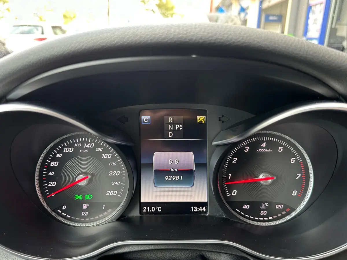 180 Prestige Automaat Leer Navi