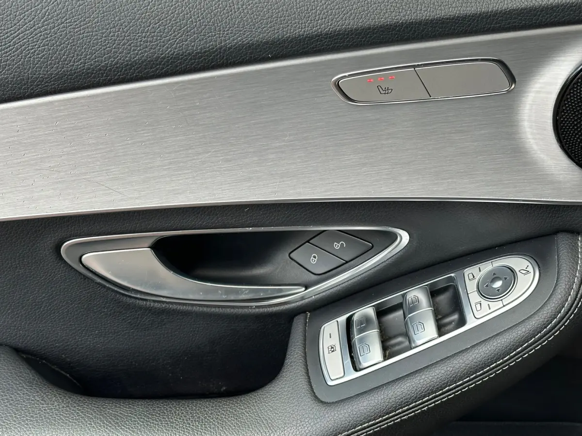 180 Prestige Automaat Leer Navi