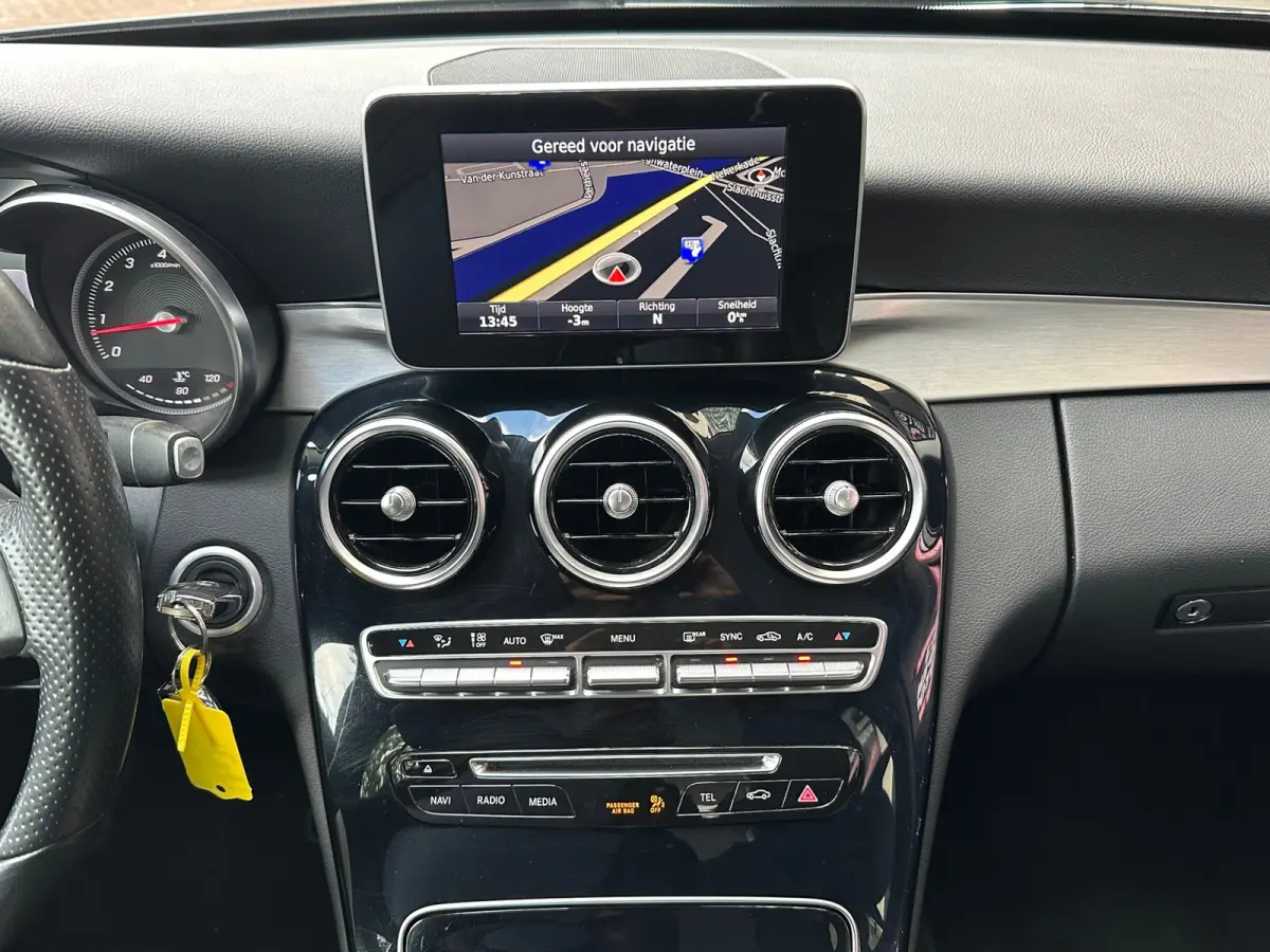 180 Prestige Automaat Leer Navi