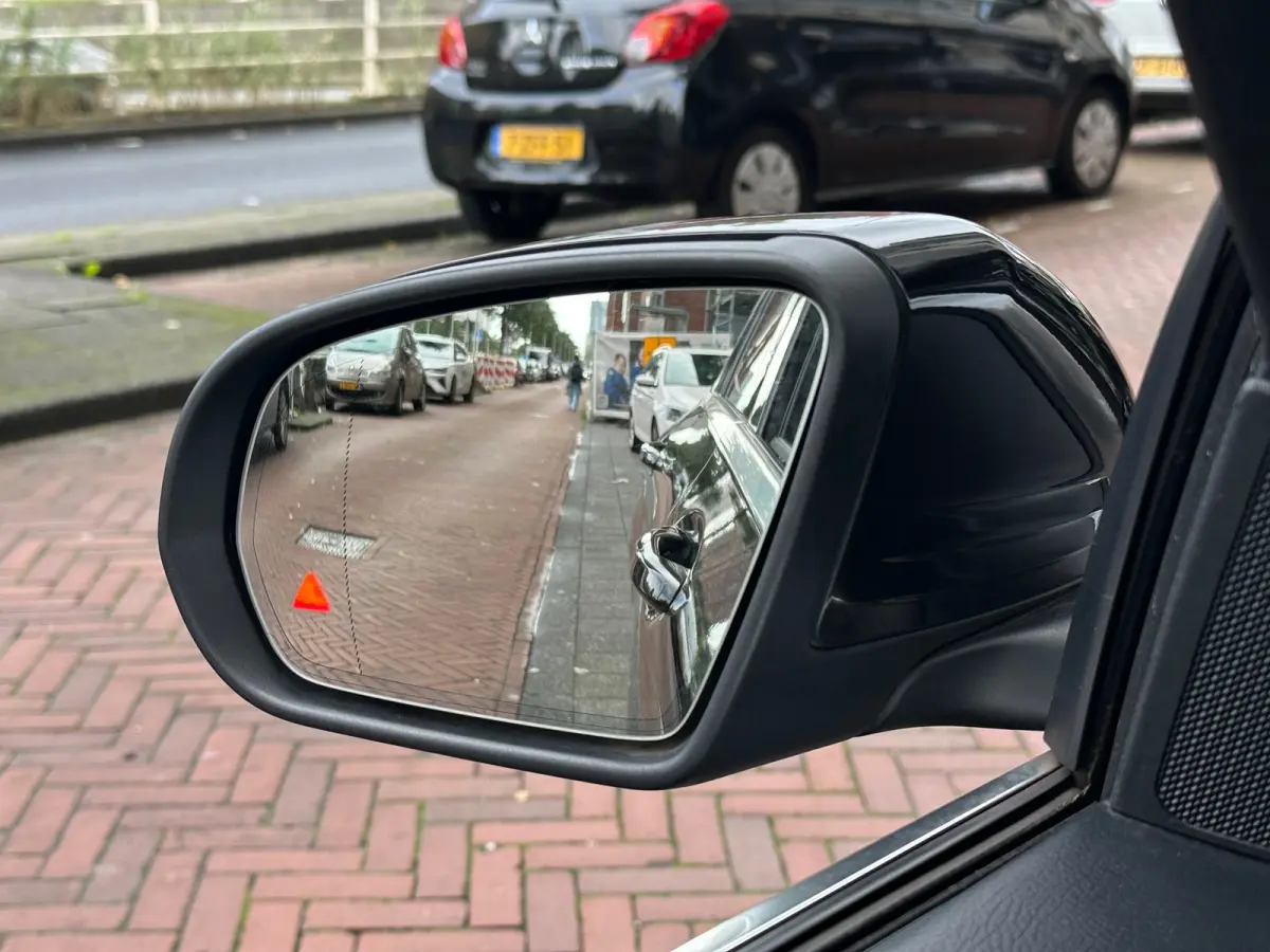 180 Prestige Automaat Leer Navi