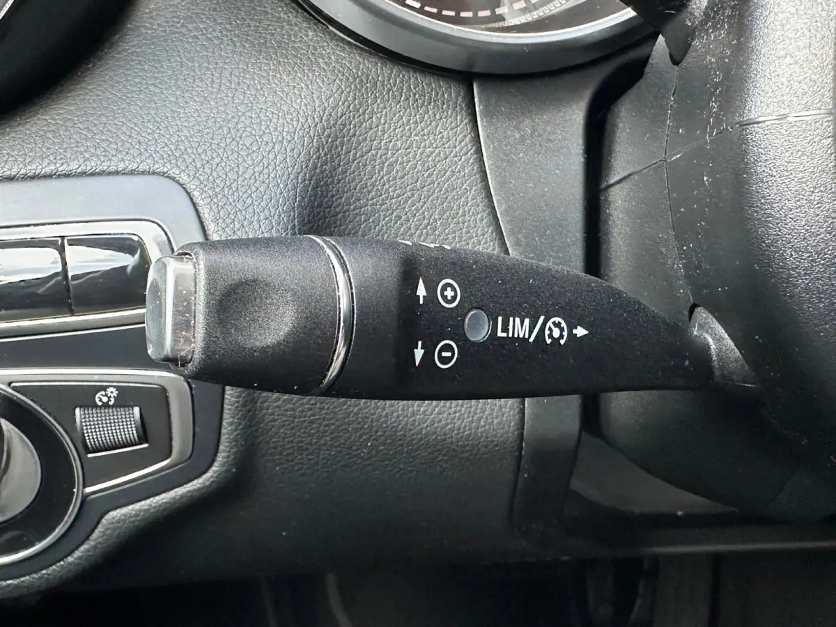 180 Prestige Automaat Leer Navi