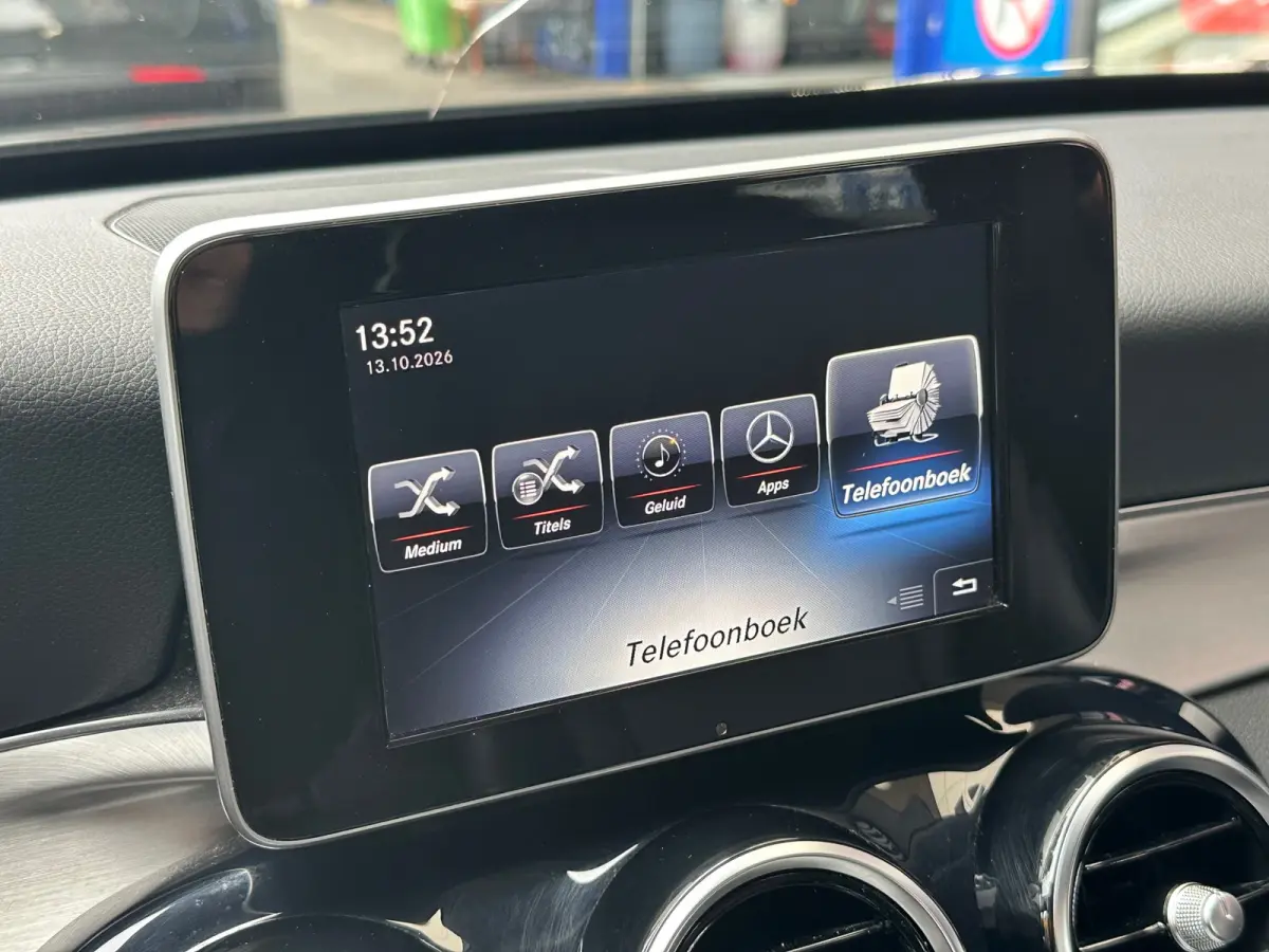 180 Prestige Automaat Leer Navi