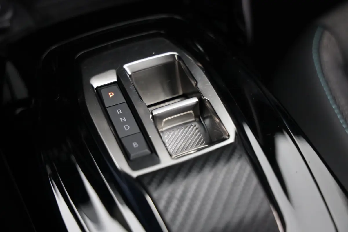 EV Allure Pack 50 kWh|3-Fase|Camera|Carplay|Clima|LMV