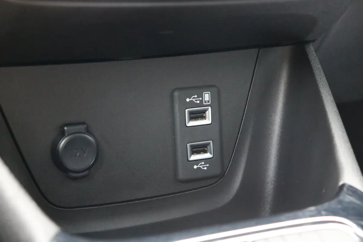 1.2 Turbo Level 2 | Navi | Camera | Cruise control | DAB | Apple carplay | Airco | PDC |
