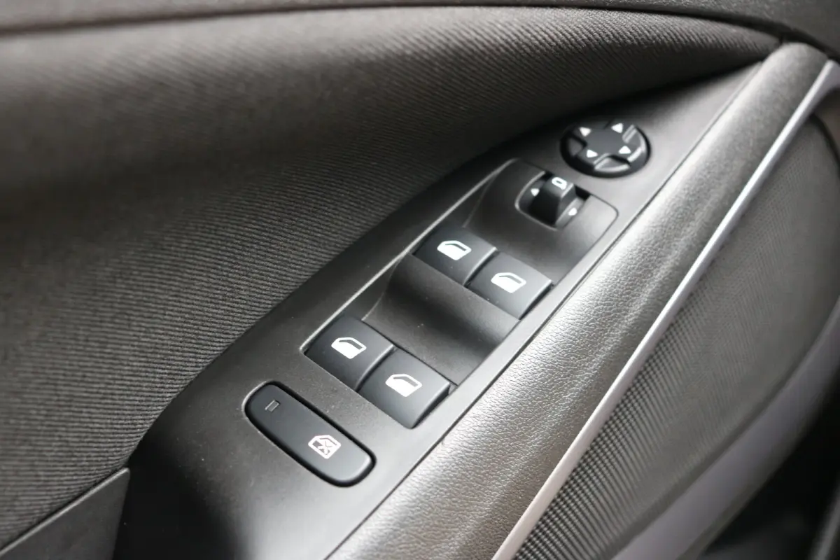 1.2 Turbo Level 2 | Navi | Camera | Cruise control | DAB | Apple carplay | Airco | PDC |
