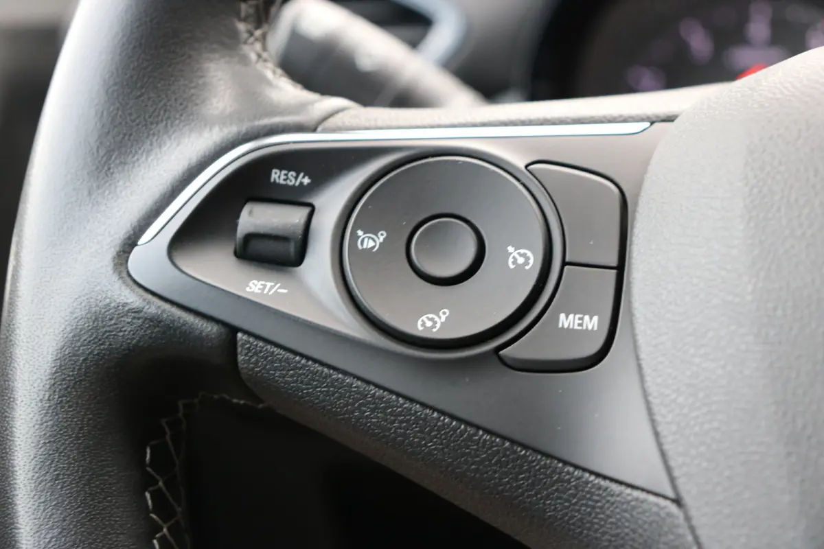 1.2 Turbo Level 2 | Navi | Camera | Cruise control | DAB | Apple carplay | Airco | PDC |