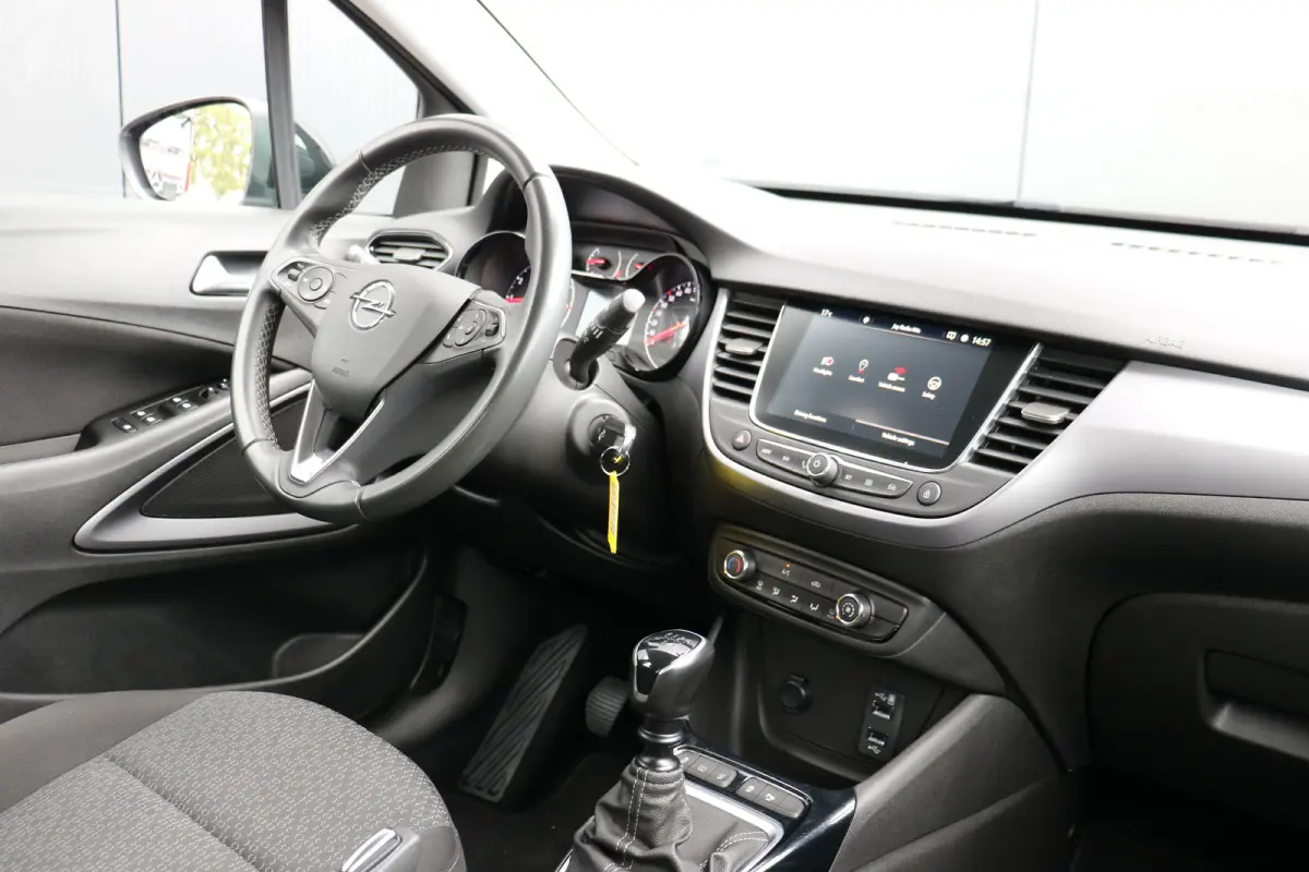 1.2 Turbo Level 2 | Navi | Camera | Cruise control | DAB | Apple carplay | Airco | PDC |