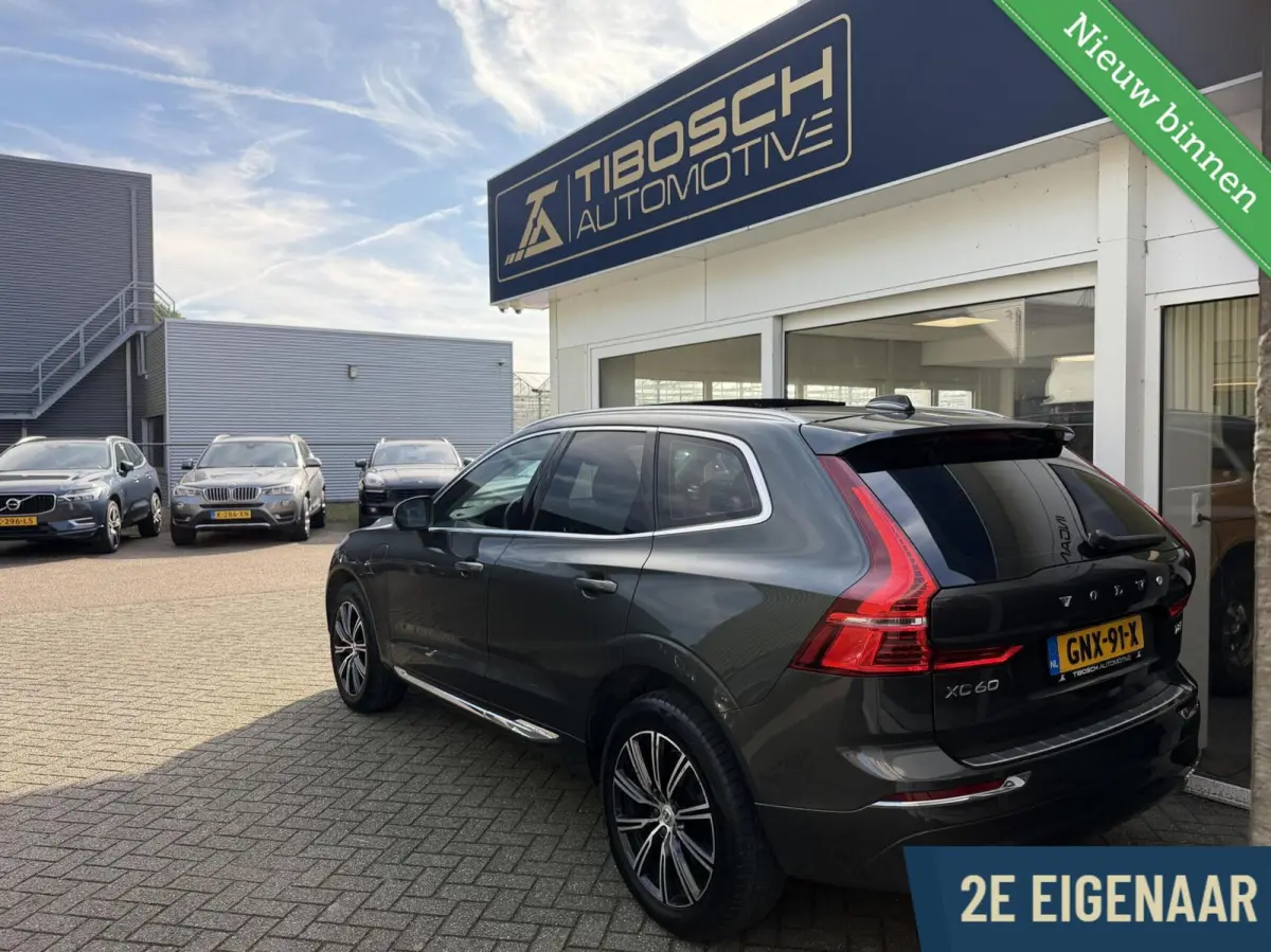 2.0 T8 AWD Inscription Harman Kardon Panorama 19"