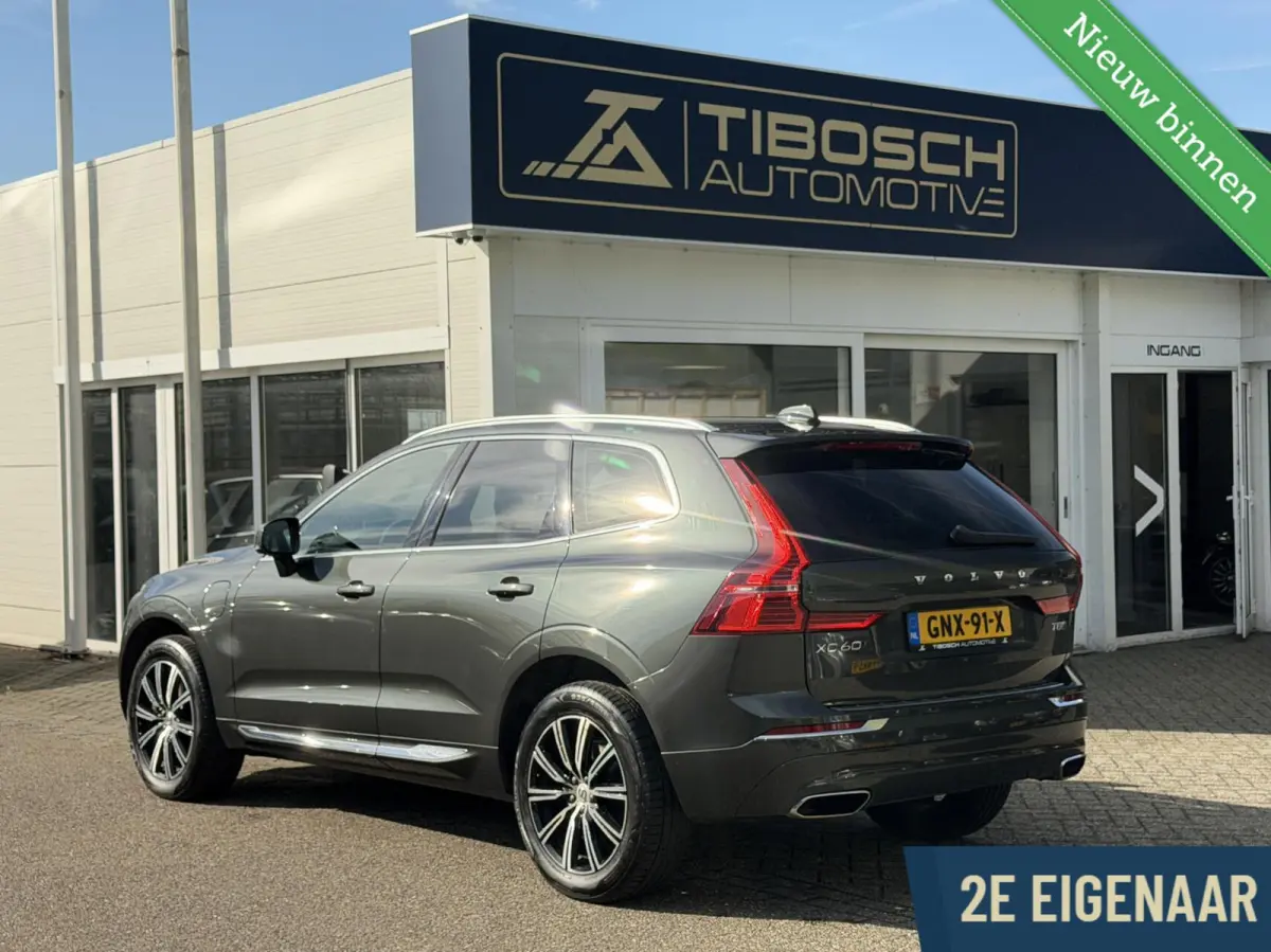 2.0 T8 AWD Inscription Harman Kardon Panorama 19"