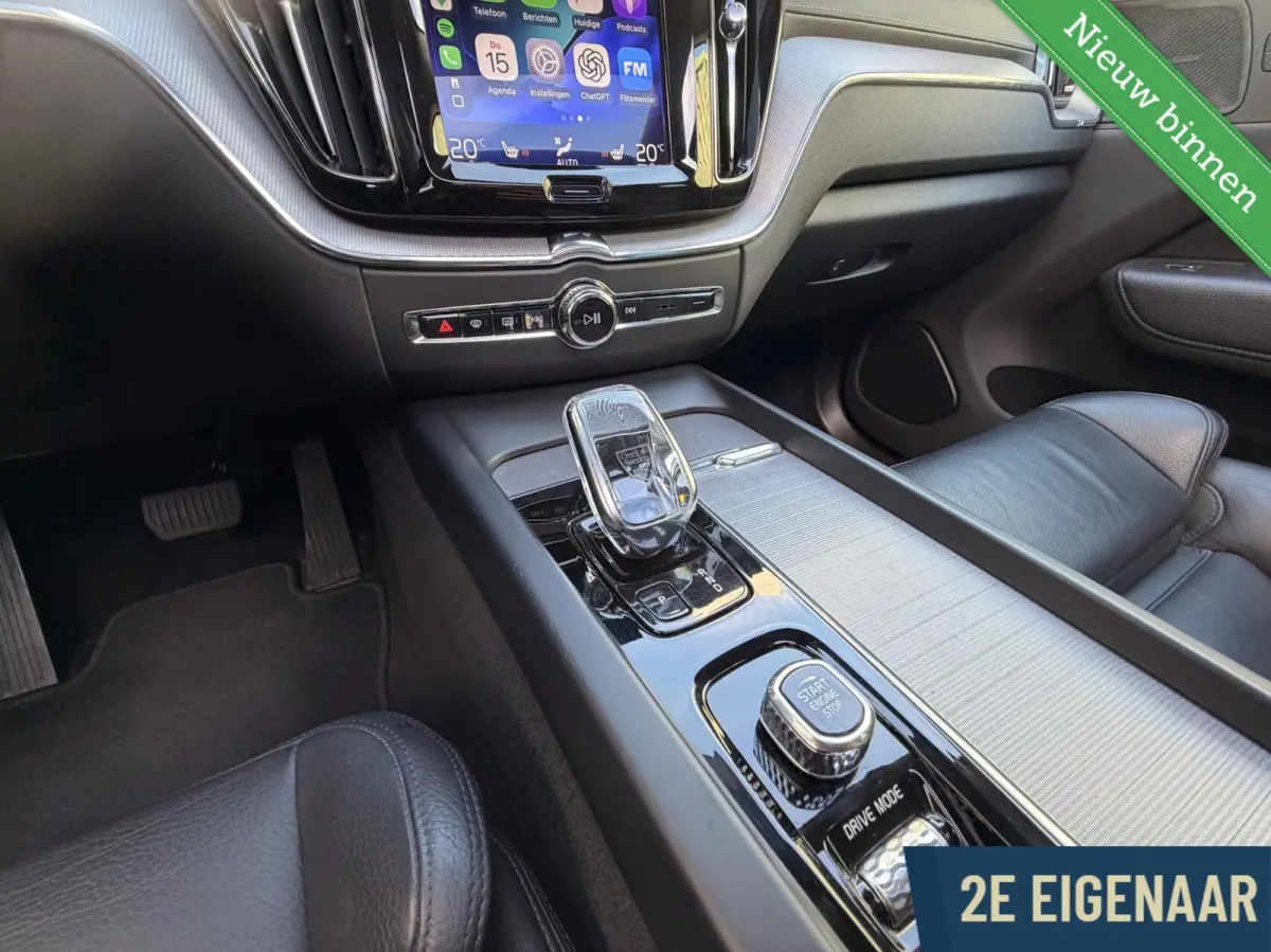 2.0 T8 AWD Inscription Harman Kardon Panorama 19"