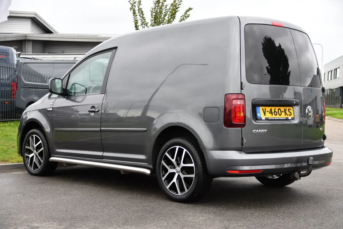 2.0 TDI L1H1 BMT Highline Adaptieve Cruise, Carplay, LED, Clima, Stoelverwarming, 150pk, Automaat, Leder, Uniek!
