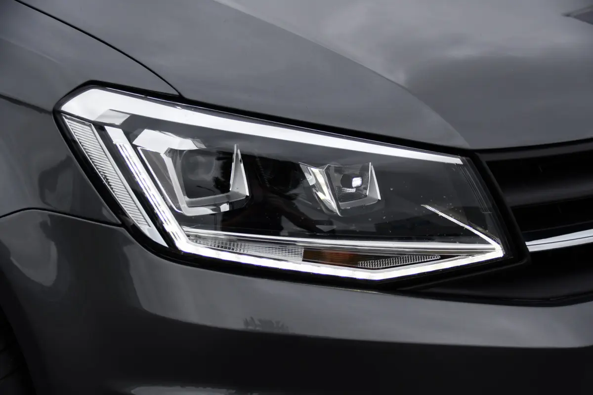 2.0 TDI L1H1 BMT Highline Adaptieve Cruise, Carplay, LED, Clima, Stoelverwarming, 150pk, Automaat, Leder, Uniek!