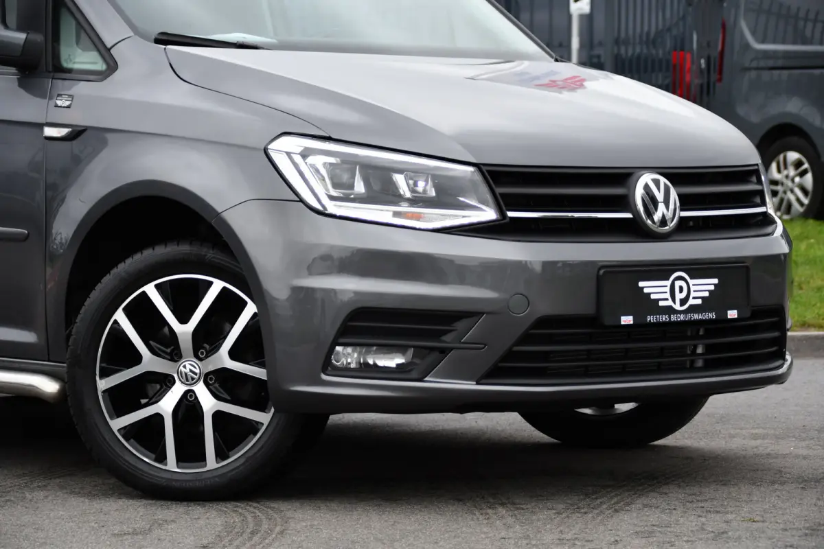 2.0 TDI L1H1 BMT Highline Adaptieve Cruise, Carplay, LED, Clima, Stoelverwarming, 150pk, Automaat, Leder, Uniek!