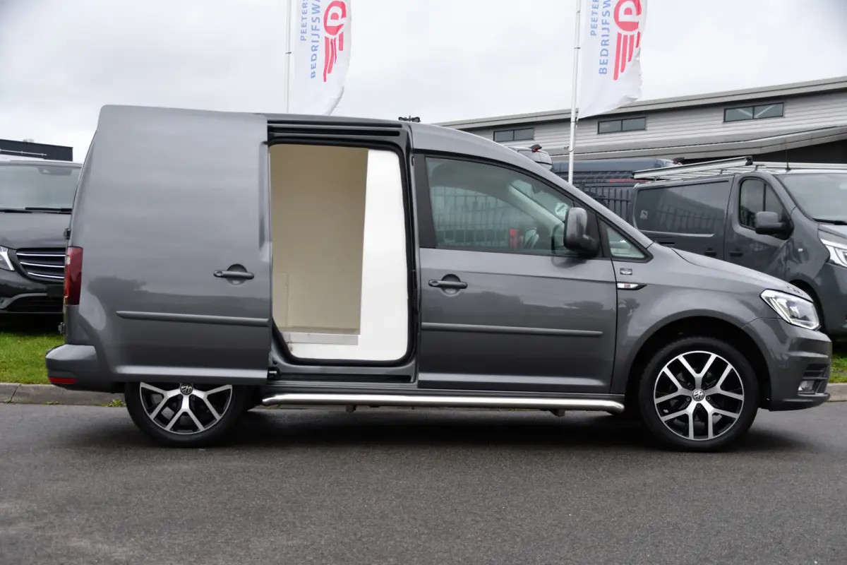 2.0 TDI L1H1 BMT Highline Adaptieve Cruise, Carplay, LED, Clima, Stoelverwarming, 150pk, Automaat, Leder, Uniek!