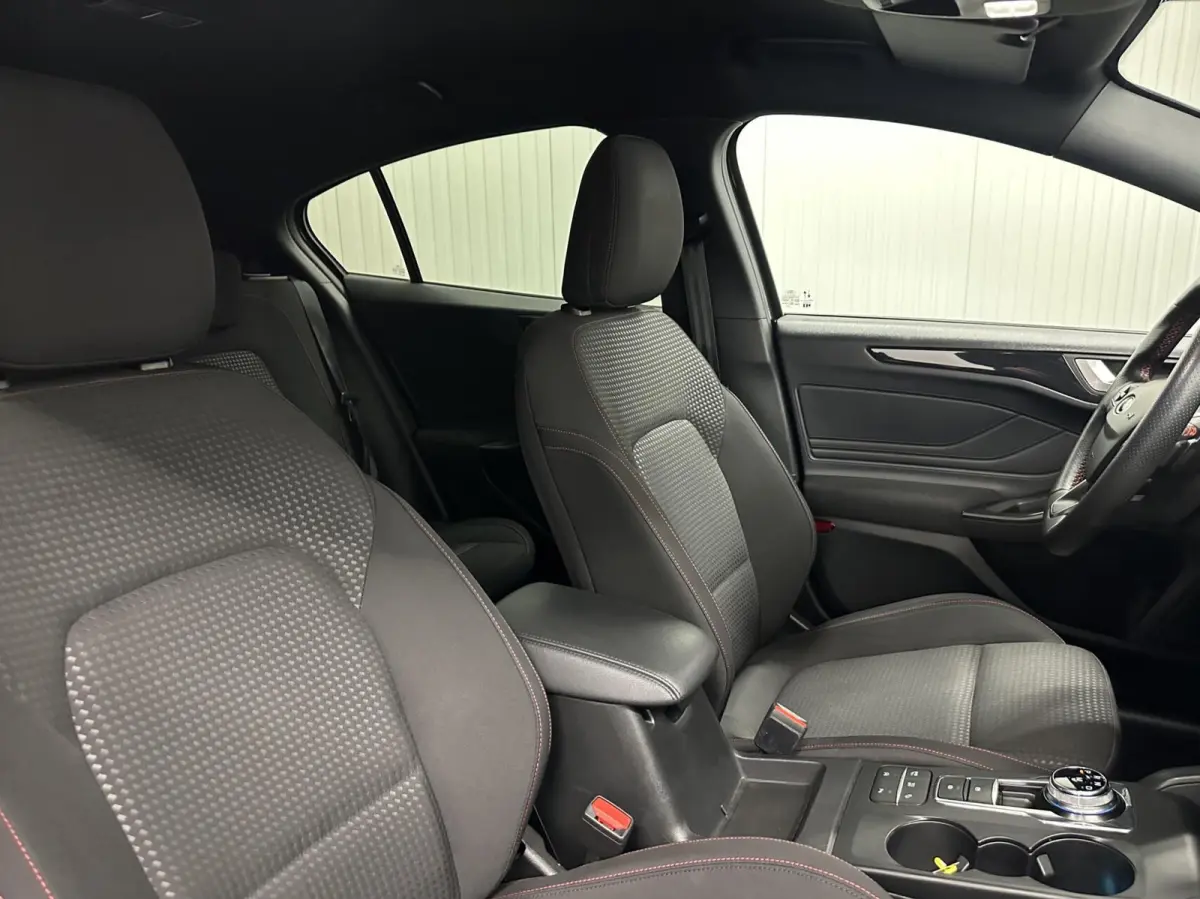 1.0 EcoBoost ST Line X Business AUTOMAAT CLIMA STOELVERW.