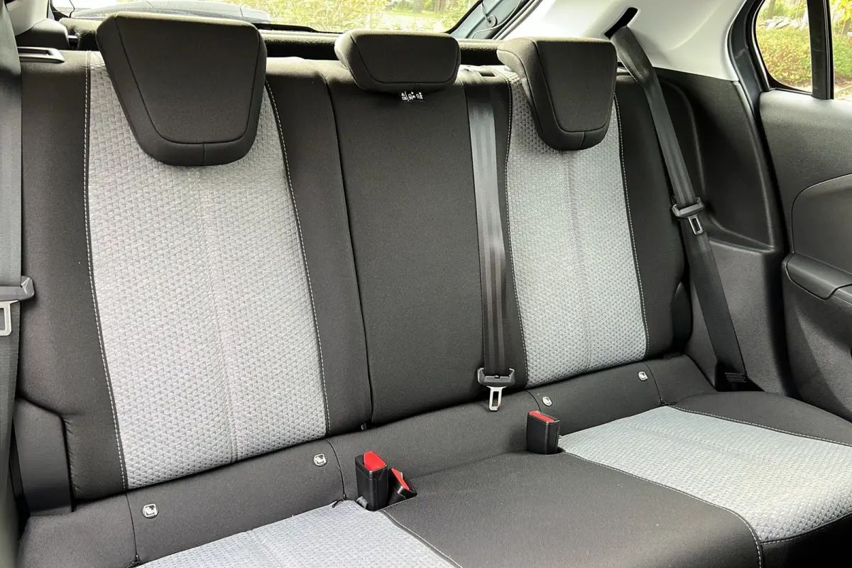 Electric Edition 50 kWh | Navi by App | Cruise control | PDC Achter | DAB |