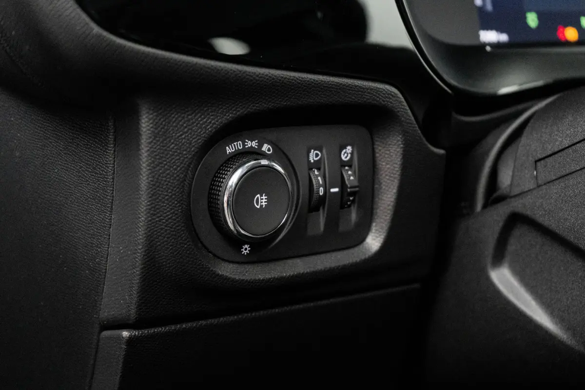 Electric Edition 50 kWh | Navi by App | Cruise control | PDC Achter | DAB |