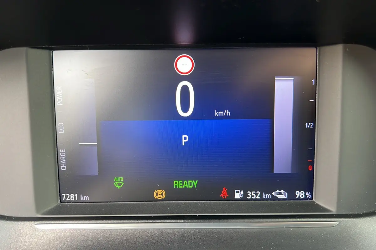 Electric Edition 50 kWh | Navi by App | Cruise control | PDC Achter | DAB |