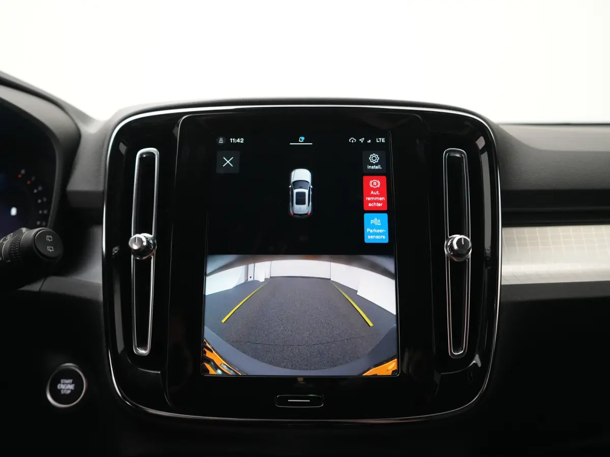 B4 Plus Dark | Harman/Kardon | Elek Stoelen | Camera | Trekhaak | Adaptive Cruise | BLIS | Pilot Assist