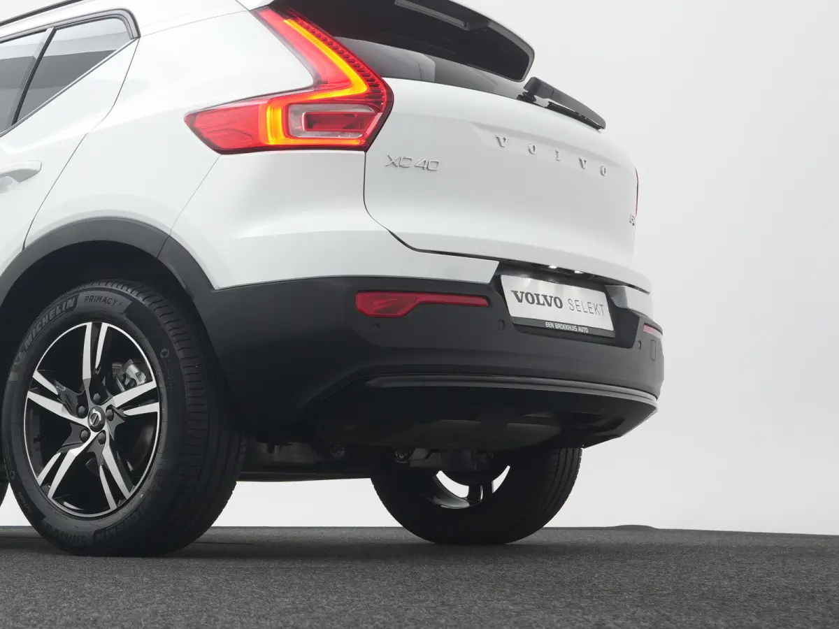 B4 Plus Dark | Harman/Kardon | Elek Stoelen | Camera | Trekhaak | Adaptive Cruise | BLIS | Pilot Assist