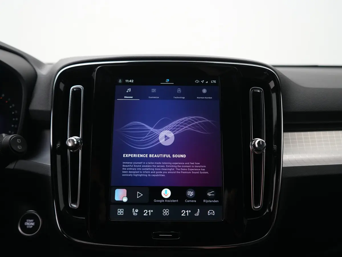 B4 Plus Dark | Harman/Kardon | Elek Stoelen | Camera | Trekhaak | Adaptive Cruise | BLIS | Pilot Assist