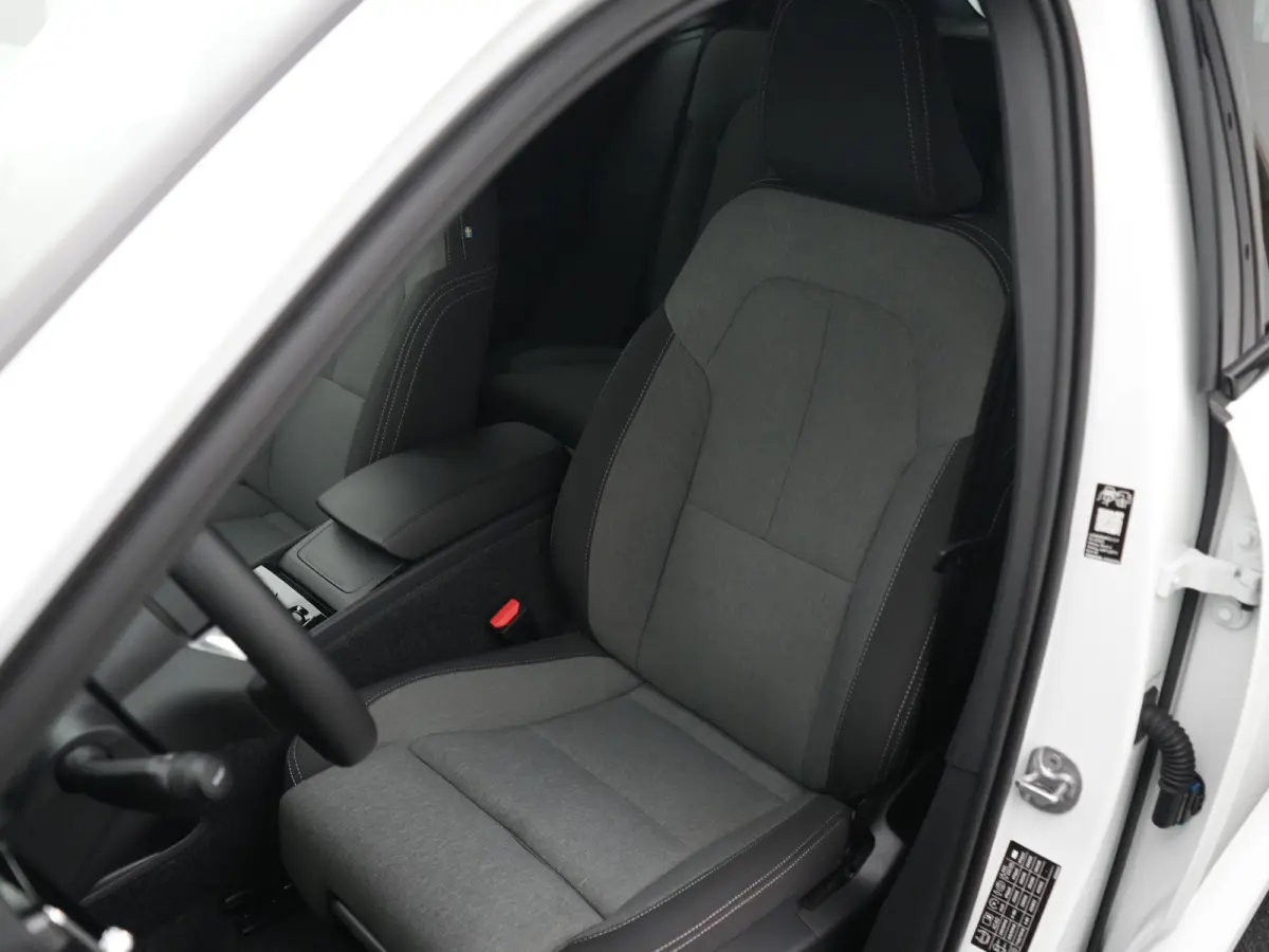 B4 Plus Dark | Harman/Kardon | Elek Stoelen | Camera | Trekhaak | Adaptive Cruise | BLIS | Pilot Assist