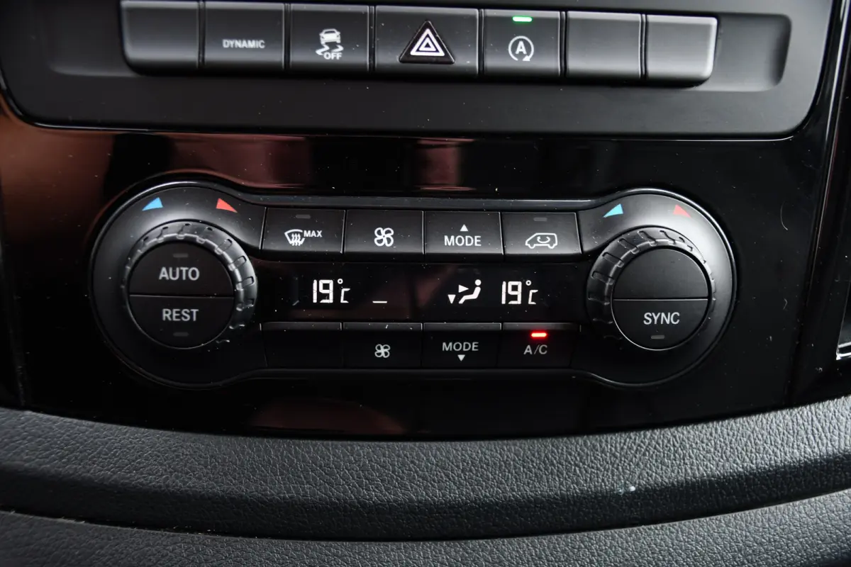 116 CDI L2 PB Edition Camera, Cruise, Carplay, LED, 164pk, Automaat, Leder, Multimedia, Sensoren, Clima, Trekhaak, Uniek!