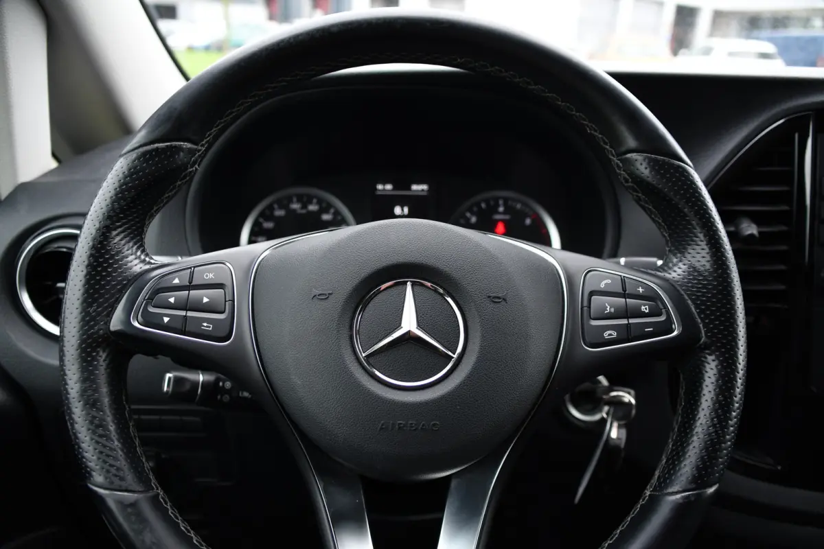 116 CDI L2 PB Edition Camera, Cruise, Carplay, LED, 164pk, Automaat, Leder, Multimedia, Sensoren, Clima, Trekhaak, Uniek!