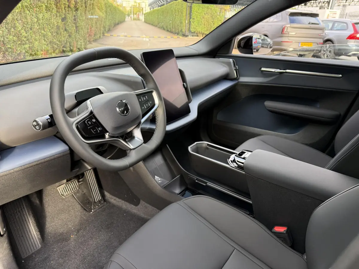 P8 AWD Ultra Black Edition Europa 69 kWh