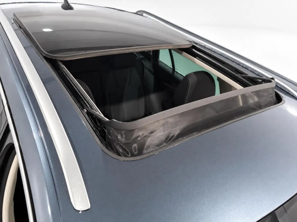 1.0 TSI 110pk Business Edition Plus | Panoramadak | Stoelverwarming | Trekhaak