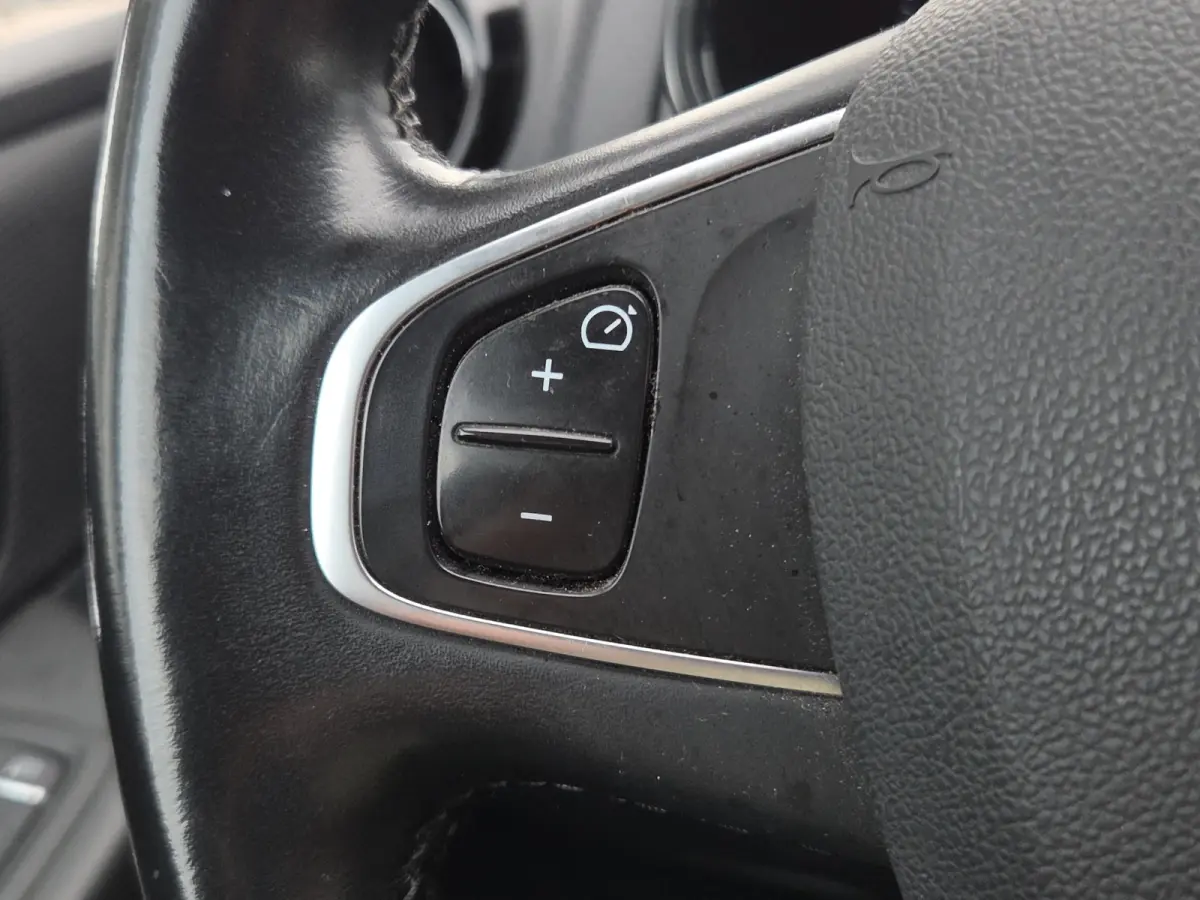 0.9 TCe Intens Trekhaak | Full map navigatie | Parkeersensoren | Climate control |