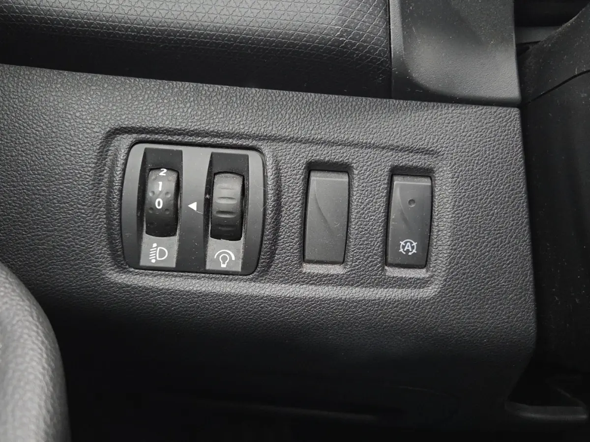 0.9 TCe Intens Trekhaak | Full map navigatie | Parkeersensoren | Climate control |