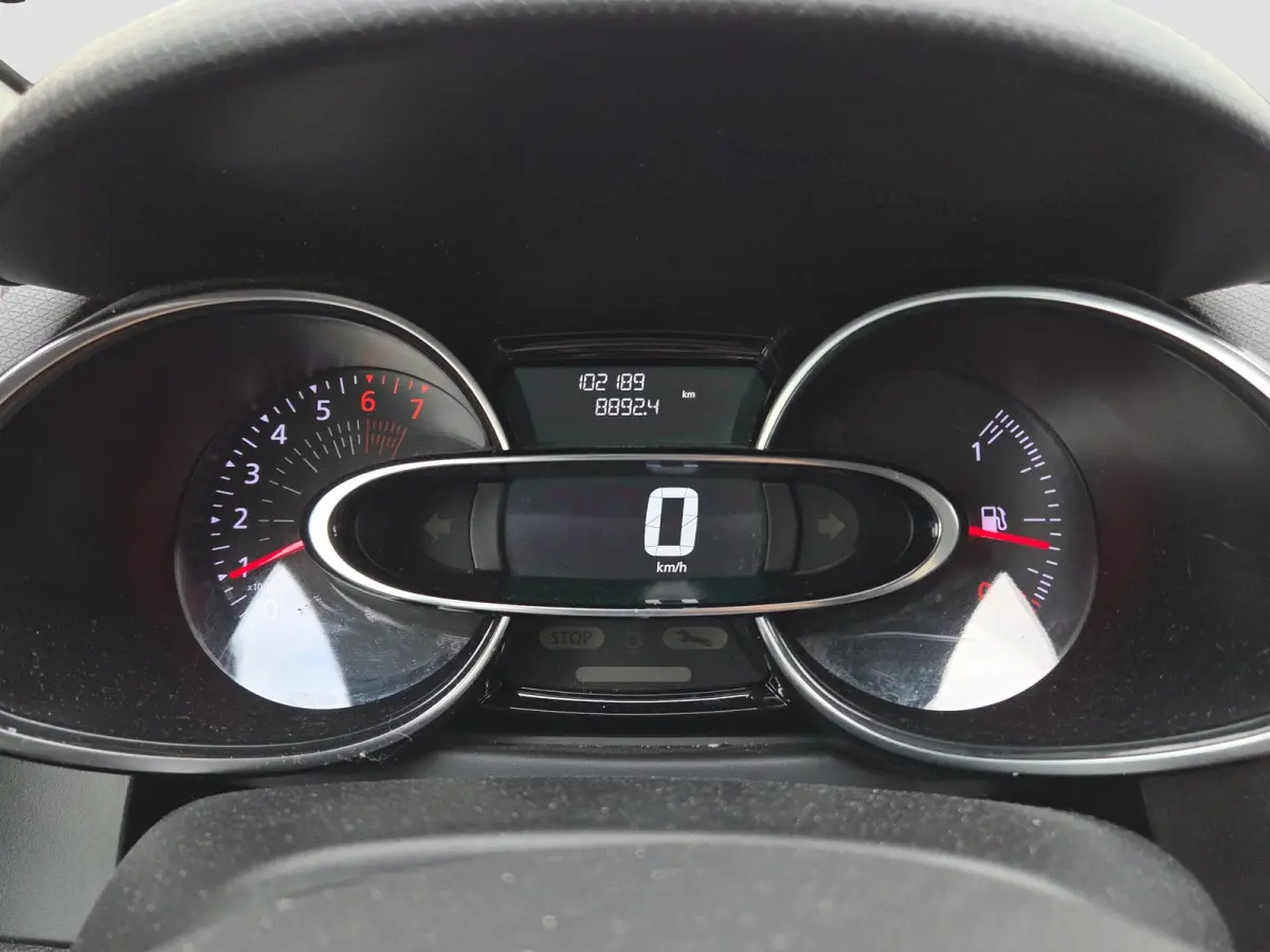 0.9 TCe Intens Trekhaak | Full map navigatie | Parkeersensoren | Climate control |