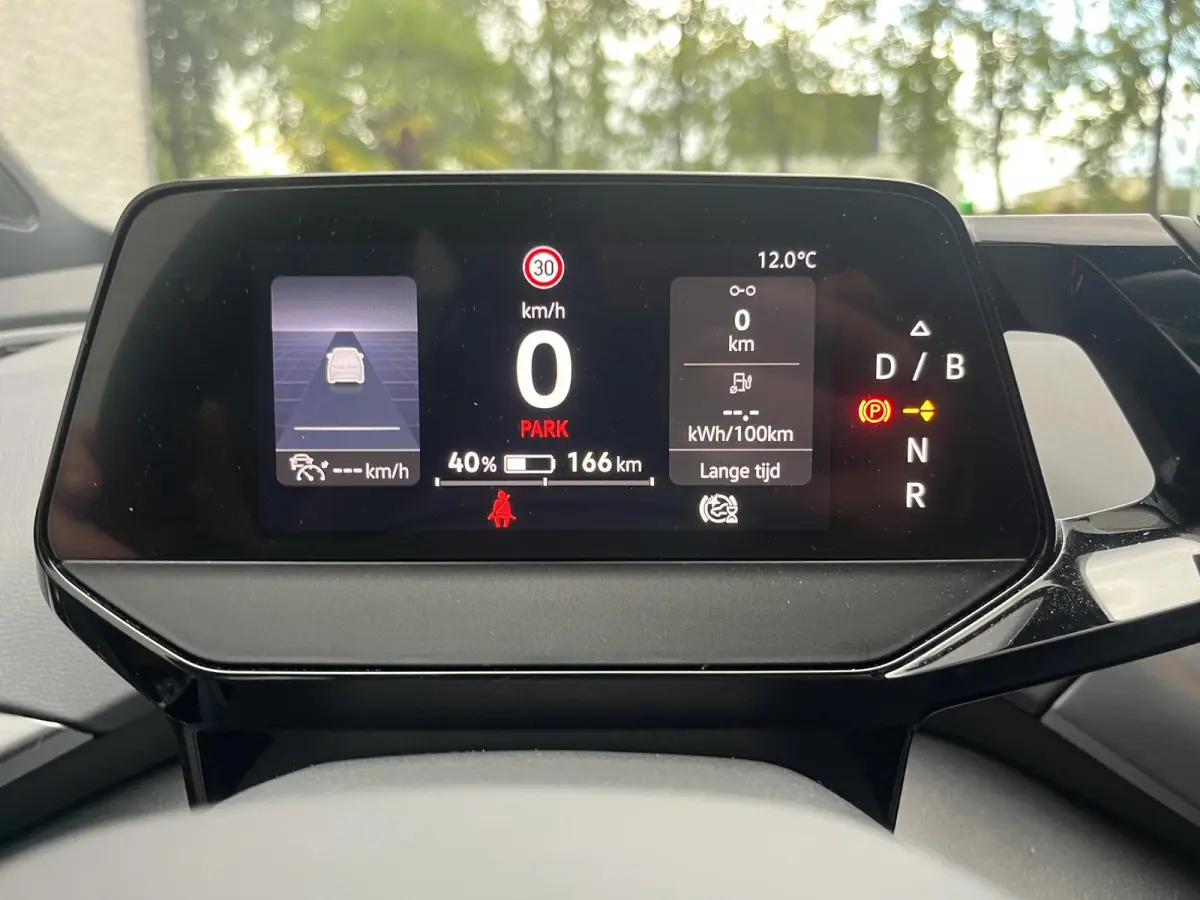 First 77 kWh 204pk (Trekhaak,Camera,Warmtepomp,Acc)