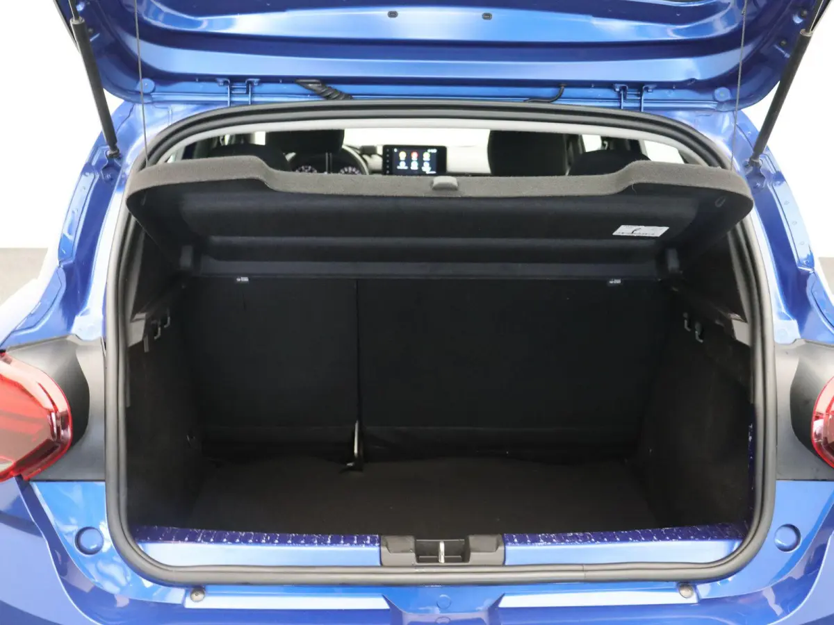 1.0 TCe 100 Bi-Fuel Essential | Trekhaak | Blinde hoek detectie | Achteruitrijcamera | Climate Control | Voor en achter parkeersensoren |