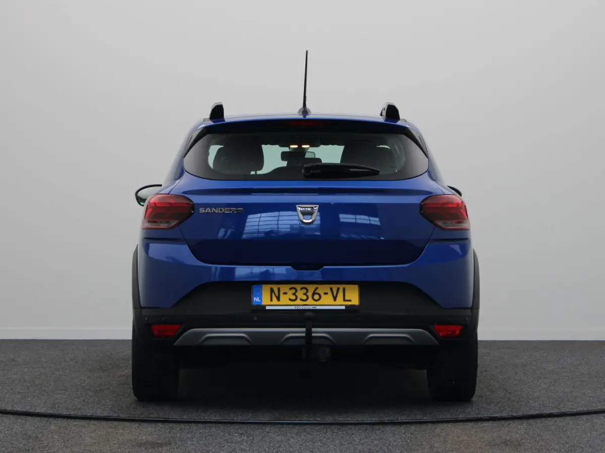 1.0 TCe 100 Bi-Fuel Essential | Trekhaak | Blinde hoek detectie | Achteruitrijcamera | Climate Control | Voor en achter parkeersensoren |