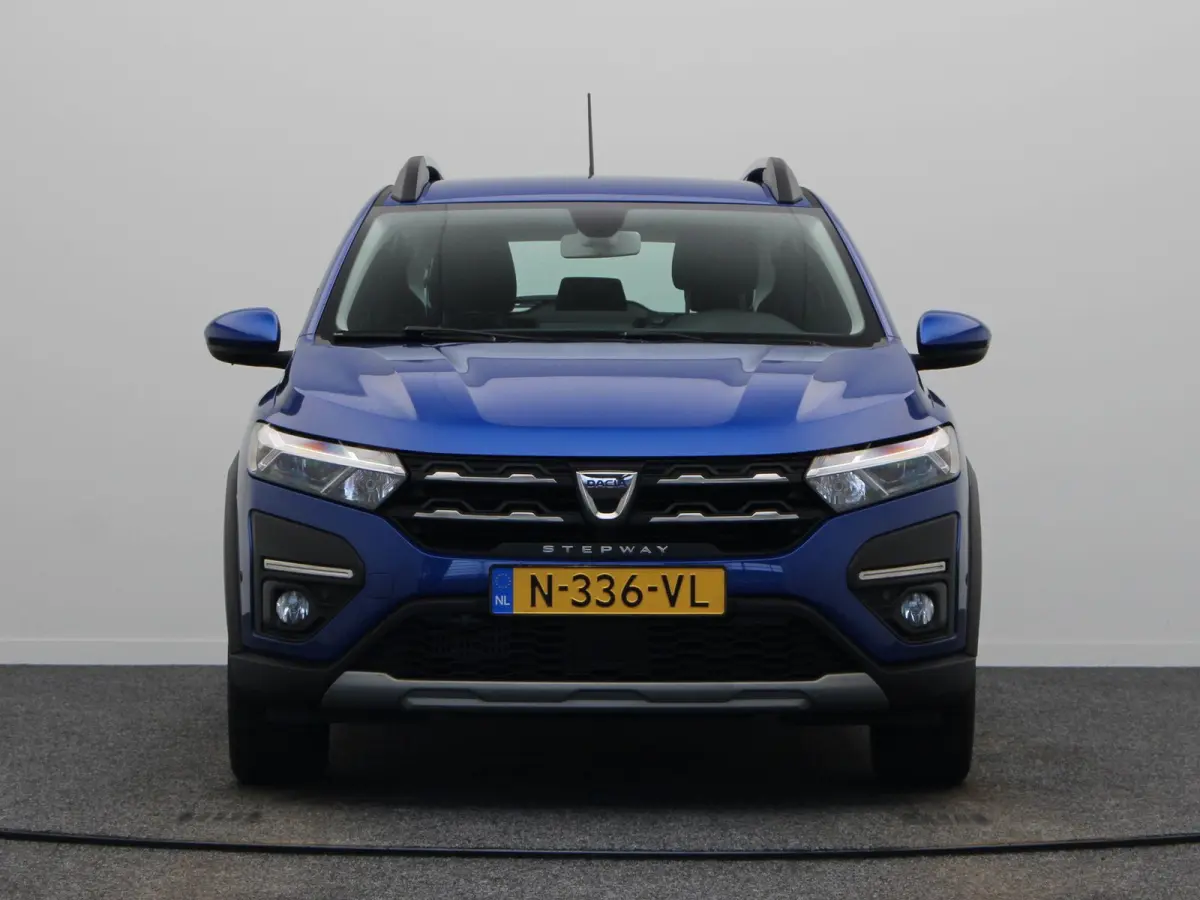 1.0 TCe 100 Bi-Fuel Essential | Trekhaak | Blinde hoek detectie | Achteruitrijcamera | Climate Control | Voor en achter parkeersensoren |