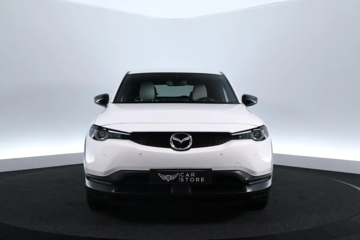 e-SkyActiv 145 Luxury 36 kWh |CAMERA|HUD|ST+STUUR VWM|ACC|