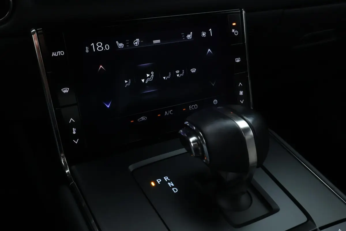 e-SkyActiv 145 Luxury 36 kWh |CAMERA|HUD|ST+STUUR VWM|ACC|