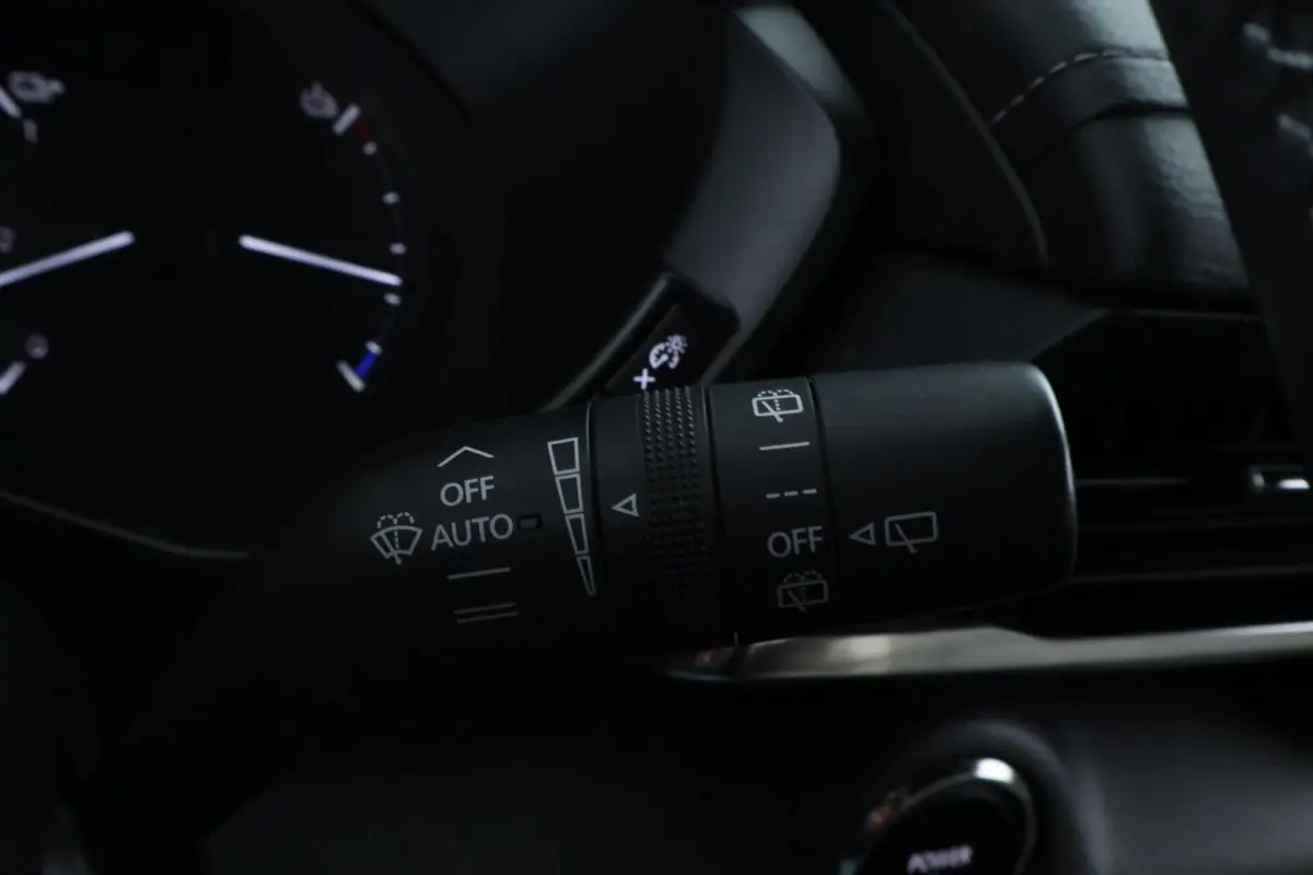 e-SkyActiv 145 Luxury 36 kWh |CAMERA|HUD|ST+STUUR VWM|ACC|