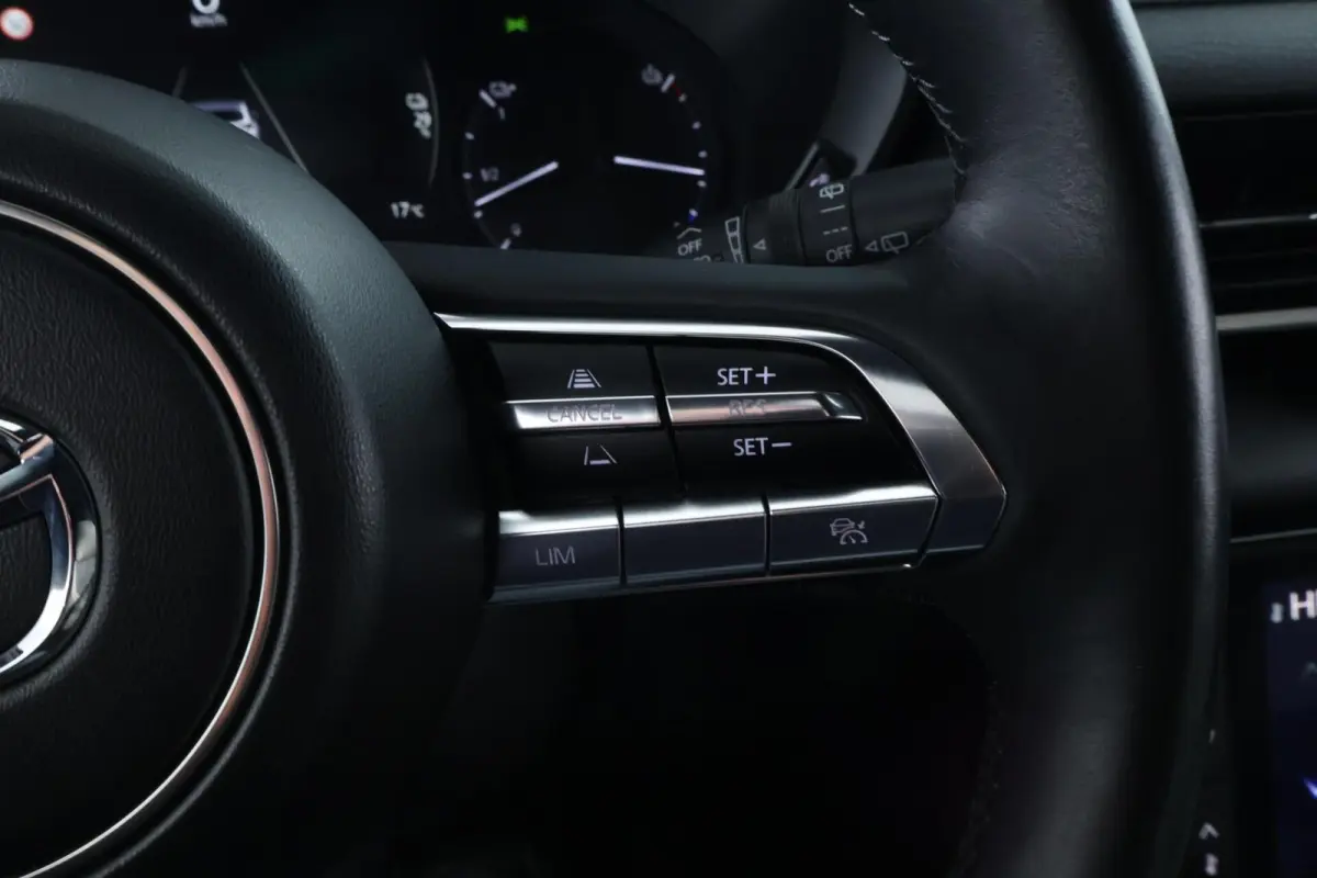 e-SkyActiv 145 Luxury 36 kWh |CAMERA|HUD|ST+STUUR VWM|ACC|