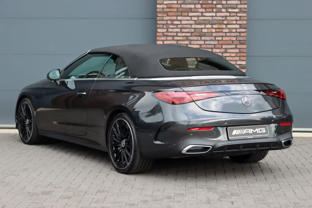 200 AMG Line | Distronic | Airscarf | Memory | Burmester | Keyless Go | Cabriocomfortpakket | Verwarmd Stuurwiel | Surround Camera |