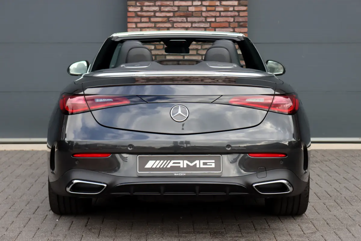 200 AMG Line | Distronic | Airscarf | Memory | Burmester | Keyless Go | Cabriocomfortpakket | Verwarmd Stuurwiel | Surround Camera |