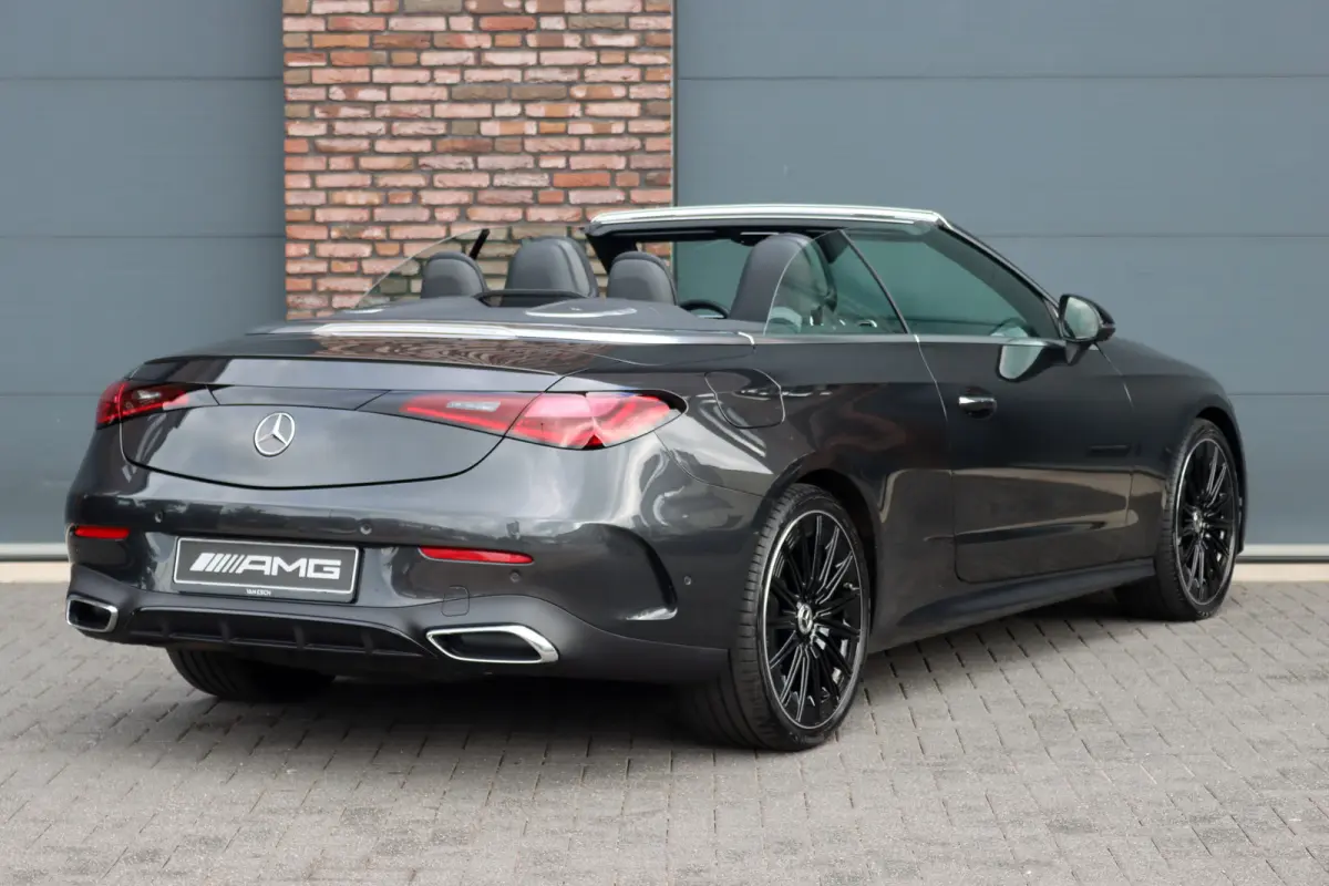 200 AMG Line | Distronic | Airscarf | Memory | Burmester | Keyless Go | Cabriocomfortpakket | Verwarmd Stuurwiel | Surround Camera |